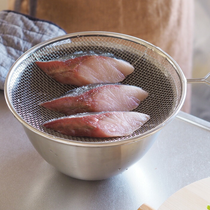 取手リング付きステンレス盆ざる　24cm