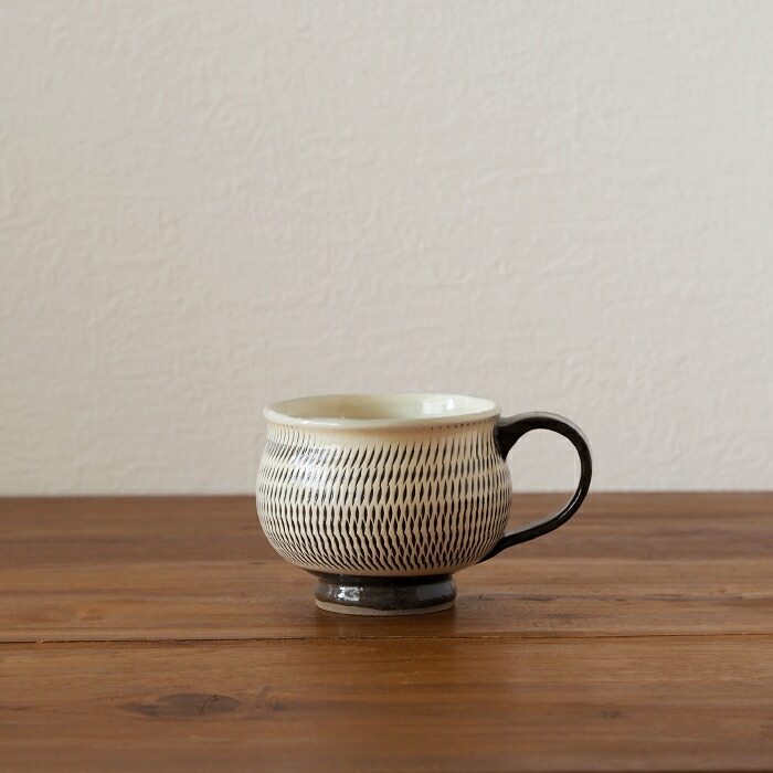 ★小鹿田焼　小袋窯　マグカップ　飛びかんな