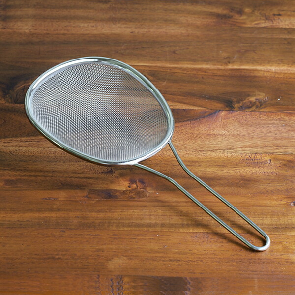 【4月より値上げ】家事問屋　オーバルすくいザル