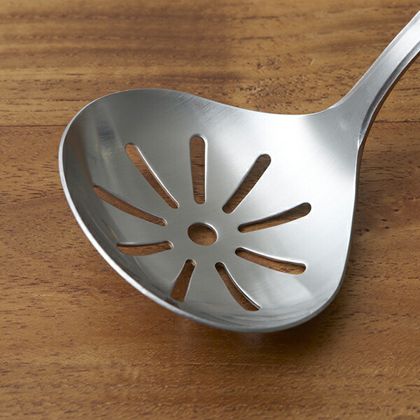 【4月より値上げ】家事問屋　卓上お玉　穴あき