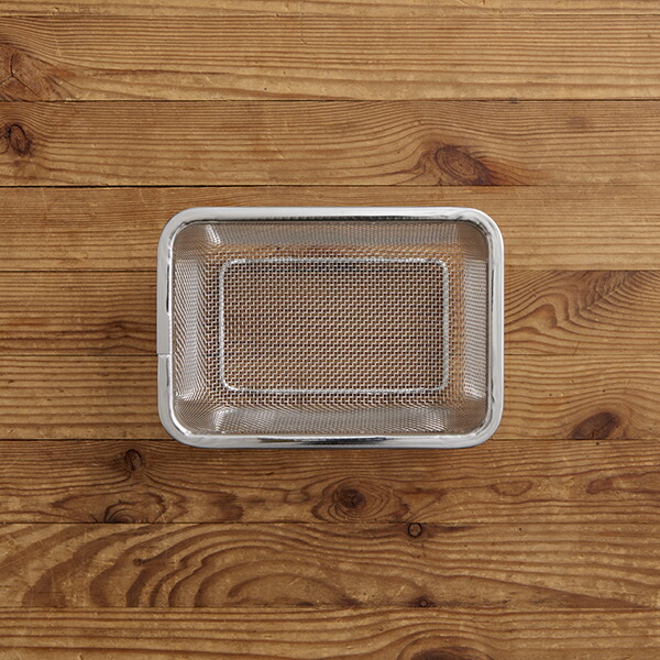 【4月より値上げ】家事問屋　下ごしらえ角ザル　1/2