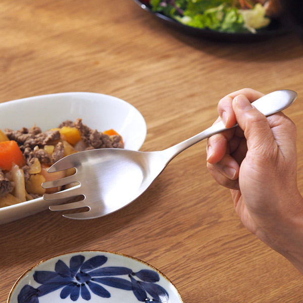 【4月より値上げ】家事問屋　とりわけフォーク　22cm