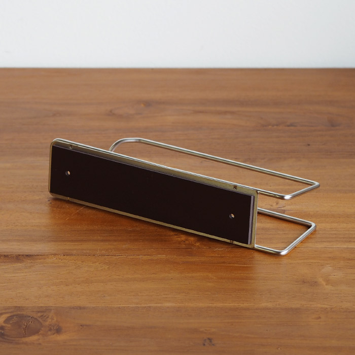 【4月より値上げ】家事問屋　壁付けキッチンペーパーホルダー