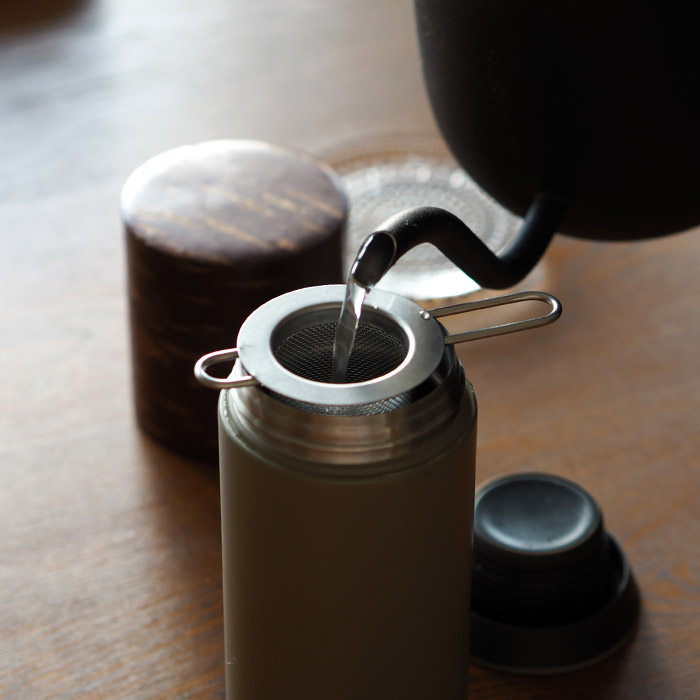 【4月より値上げ】家事問屋　筒型茶こし