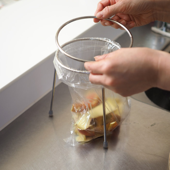 【4月より値上げ】家事問屋　ゴミ袋ホルダー