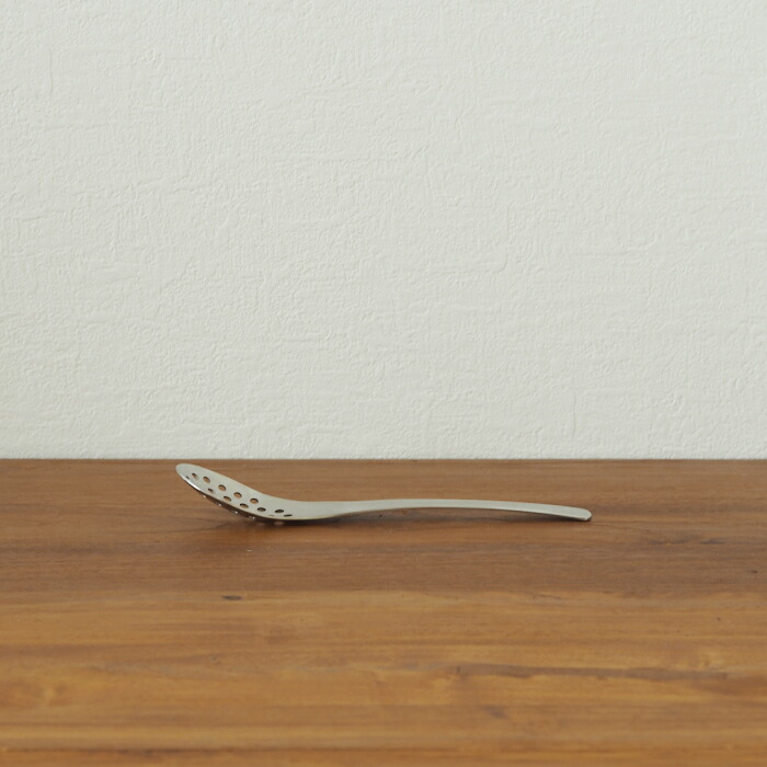 家事問屋　れんげスプーン　穴あき