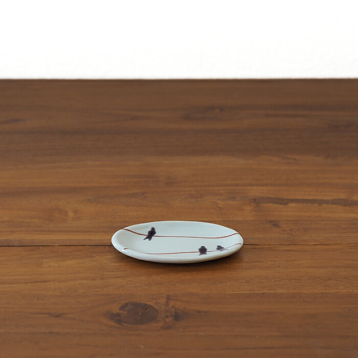 日下華子　色絵　電線につばめ　楕円豆皿