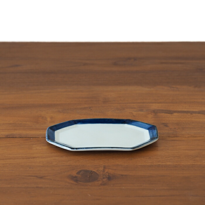 日下華子　色絵　ふち呉須　八角プレート小