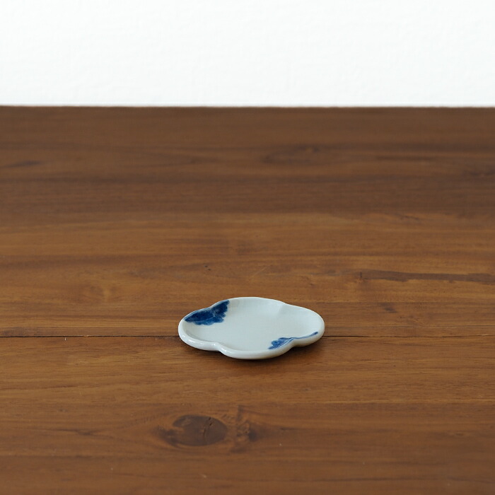 日下華子　色絵　くも　もっこ豆皿