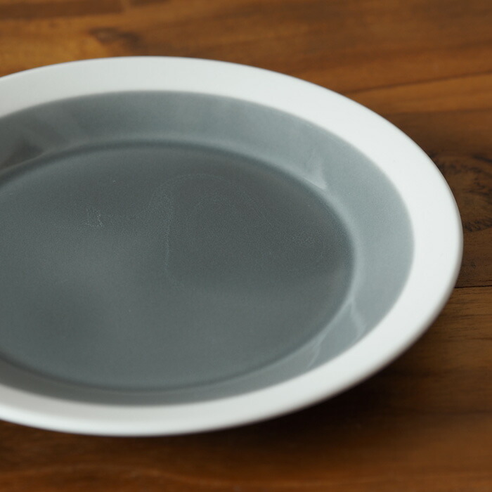 yumiko　iihoshi　porcelain　×　木村硝子店　dishes　140　plate　fog gray　/　ディシィーズ　フォググレー