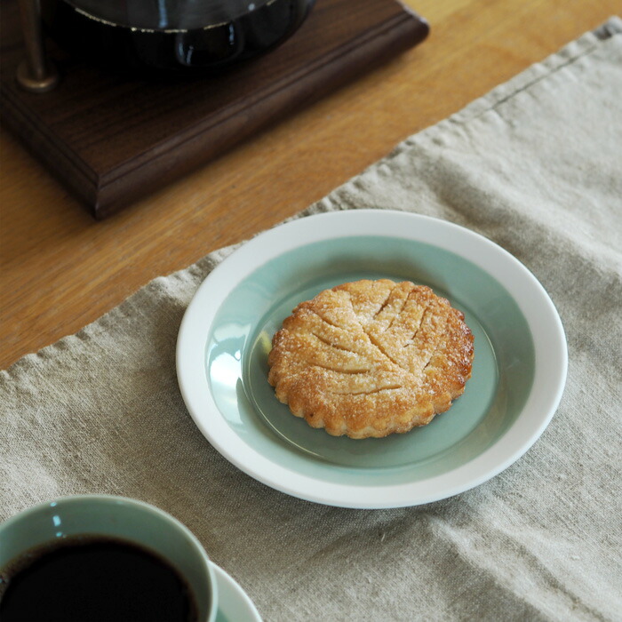 yumiko　iihoshi　porcelain　×　木村硝子店　dishes　140　plate　pistachio green　/　ディシィーズ　ピスタチオグリーン