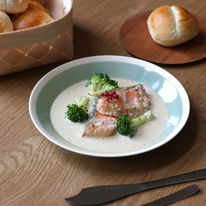 yumiko　iihoshi　porcelain　×　木村硝子店　dishes　220　plate　pistachio green　/　ディシィーズ　ピスタチオグリーン