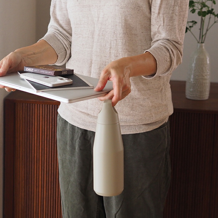 キントー　トレイルタンブラー　580ml　サンドベージュ　/　KINTO