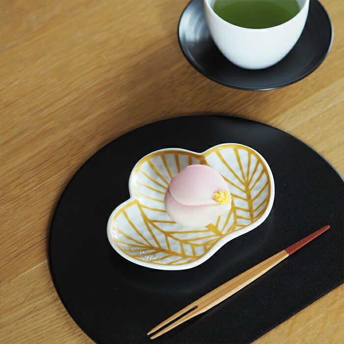 幸楽窯　錦　金　松葉形　銘々皿