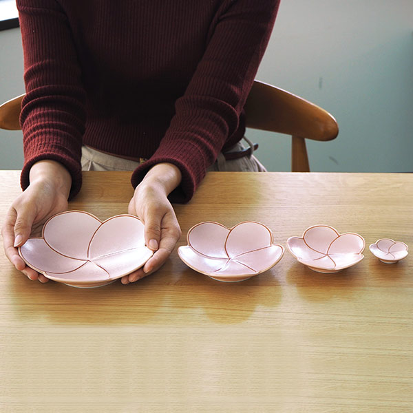 幸楽窯　錦　曙釉　銀彩　捻り梅　箸置