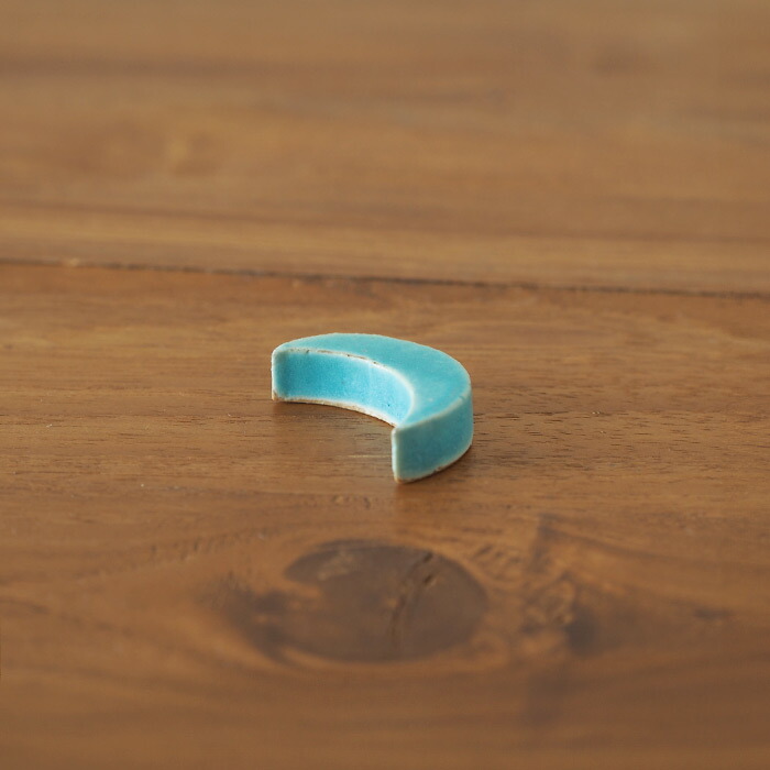 飯高幸作　箸置き　三日月型　トルコブルー 　/　 kousha ceramic works