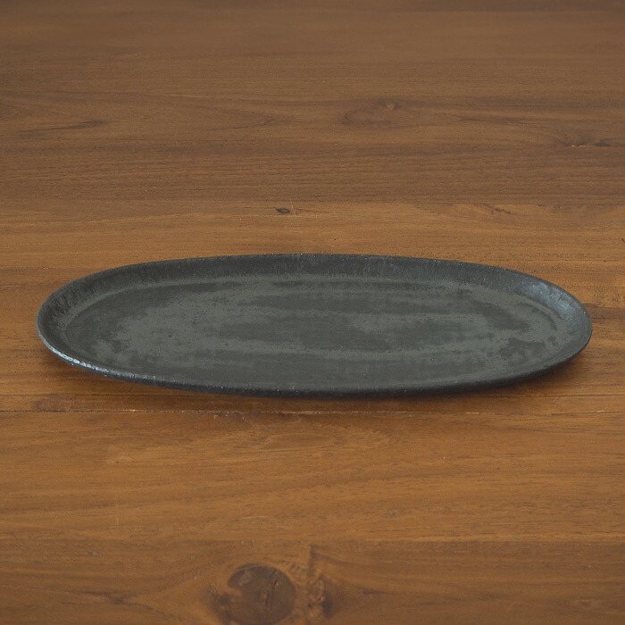 飯高幸作　オーバル皿　刷毛黒 　/　 kousha ceramic works