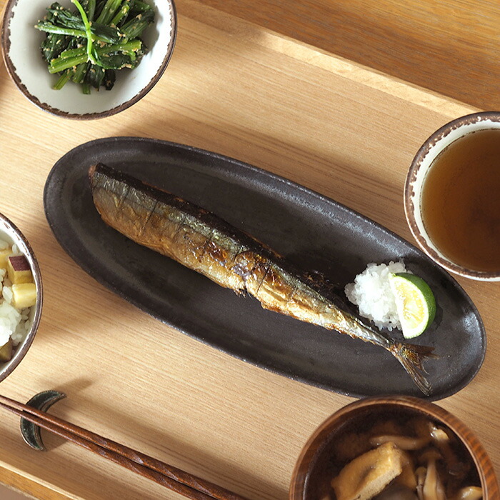 飯高幸作　オーバル皿　刷毛黒 　/　 kousha ceramic works