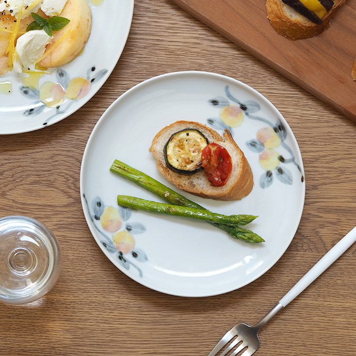 【生産終了アイテム】堀畑蘭　色絵桃の木　6寸皿