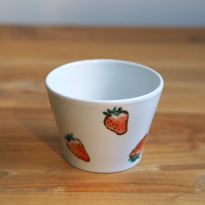 堀畑蘭　色絵いちご　蕎麦猪口
