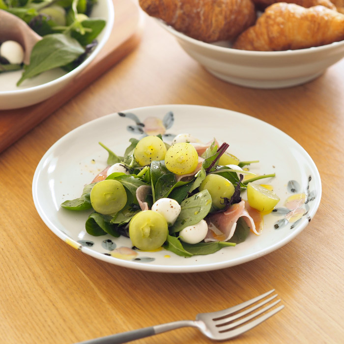 ★【生産終了アイテム】堀畑蘭　色絵桃の木　7寸皿