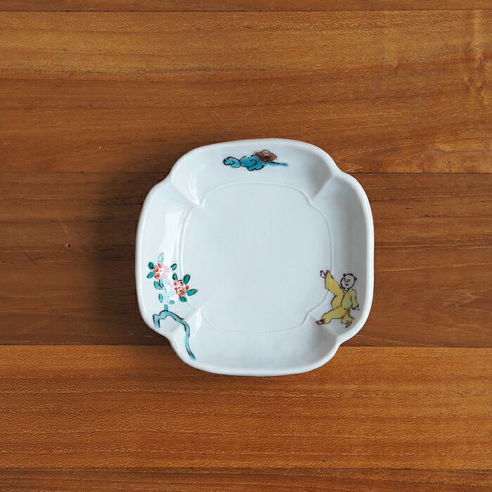 堀畑蘭　隅入豆皿　色絵唐子とお花