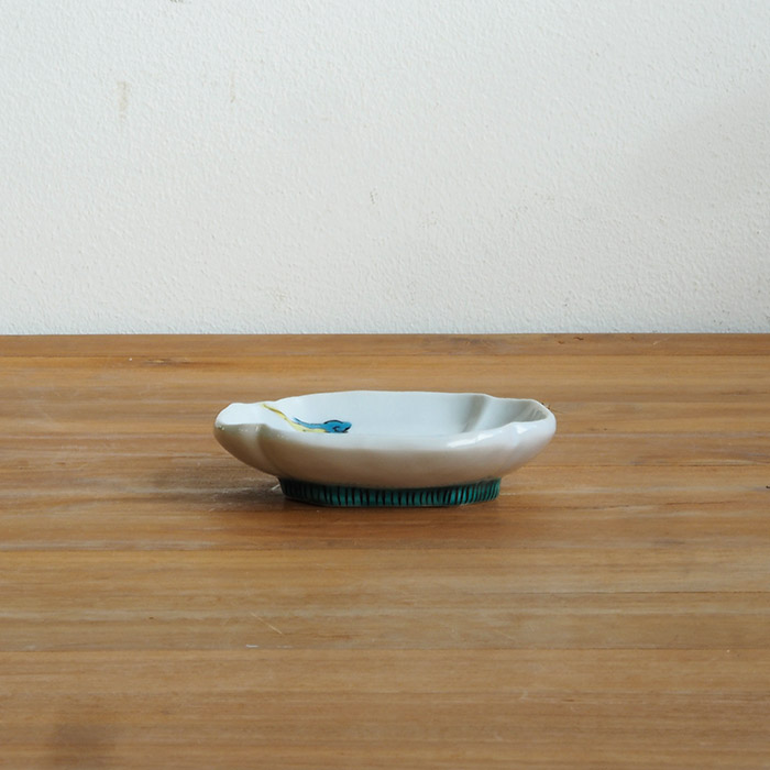 堀畑蘭　隅入豆皿　色絵唐子とちょうちょう