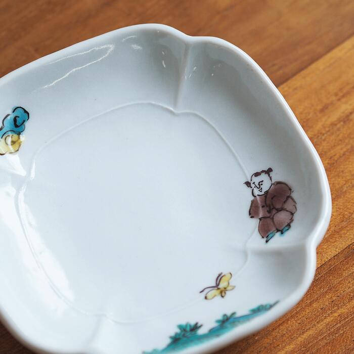 堀畑蘭　隅入豆皿　色絵唐子とちょうちょう