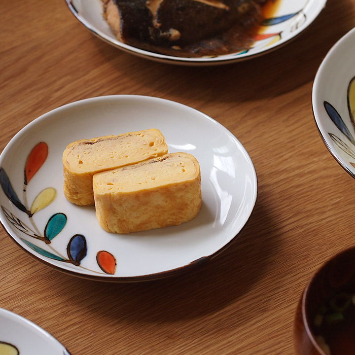 九谷青窯　高祥吾　色絵遊び葉　5寸皿　※