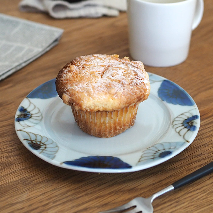 九谷青窯　高原真由美　呉須鉄渕花尽くし　5.5寸皿