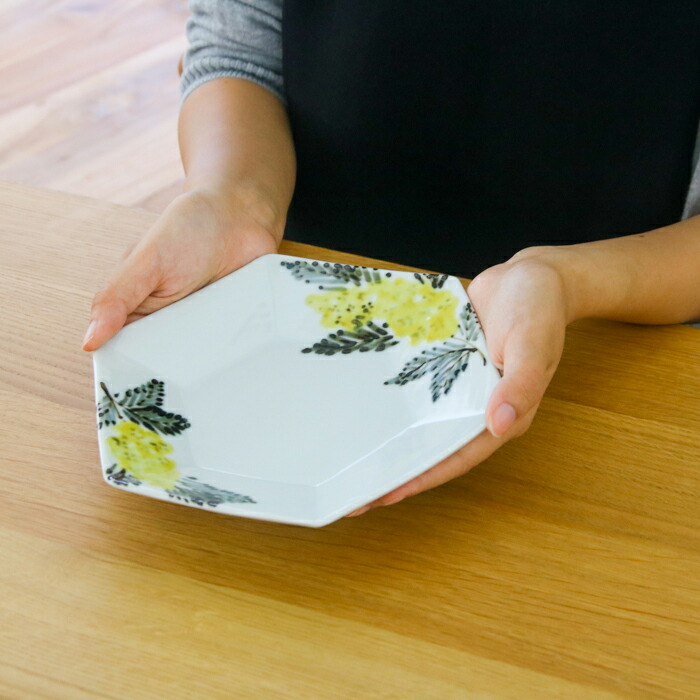 九谷青窯　横井佳乃　色絵ミモザ　六角深皿