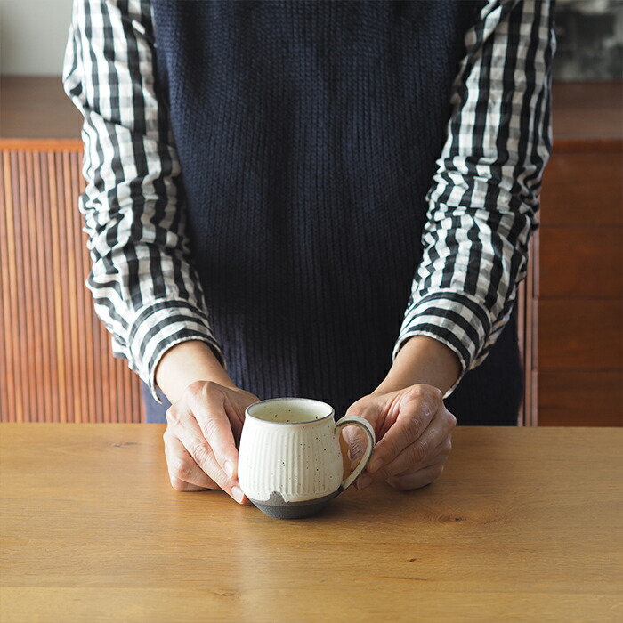 ココチ舎　しのぎ　マグカップ