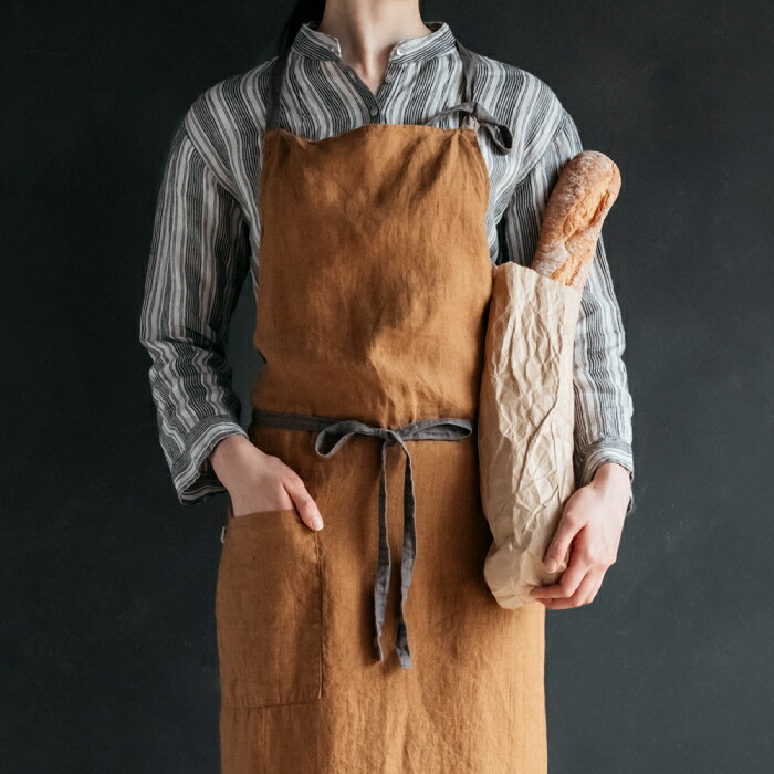 リーノ・エ・リーナ　フルエプロン　マノン　ブラウンオーカー　/　Lino　e　Lina　Manon