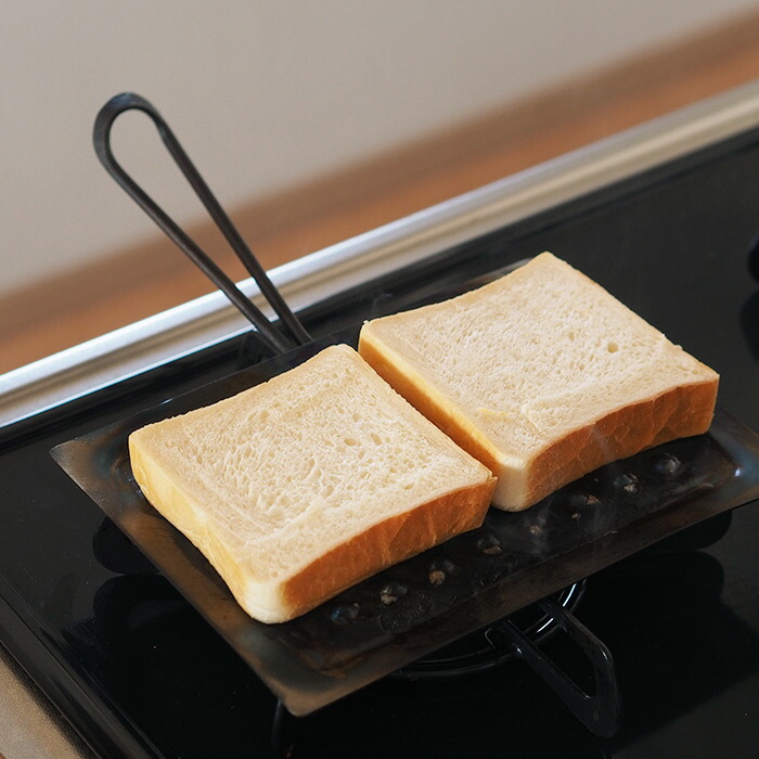 鉄のトーストパン　Ｌ　/　メタルアートファクトリー