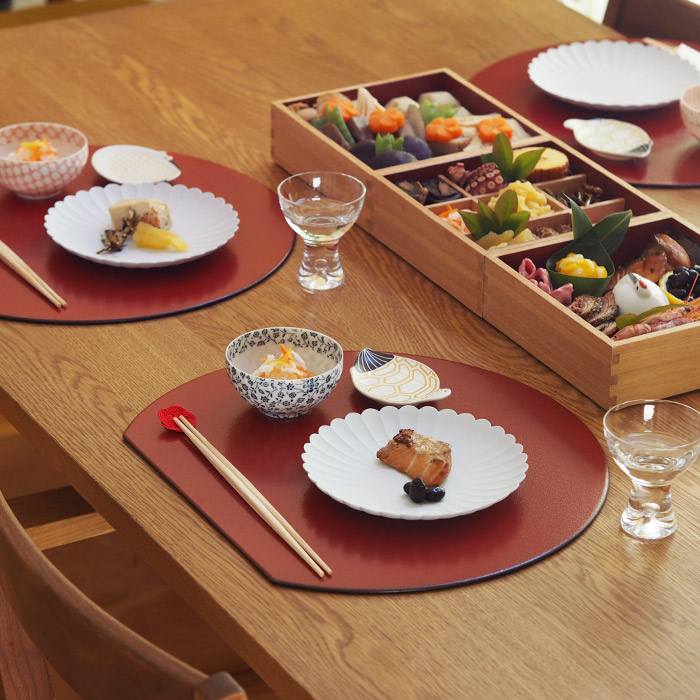 【プロキッチンオリジナル】【2枚セット】半月盆　両面　黒×赤　/　PROKITCHEN