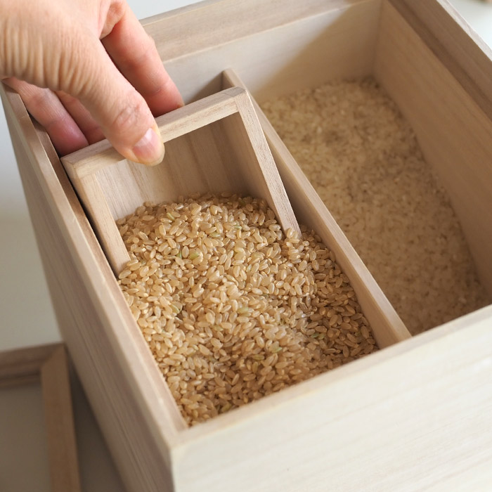 【プロキッチンオリジナル】増田桐箱店　米櫃　3kg　仕切り