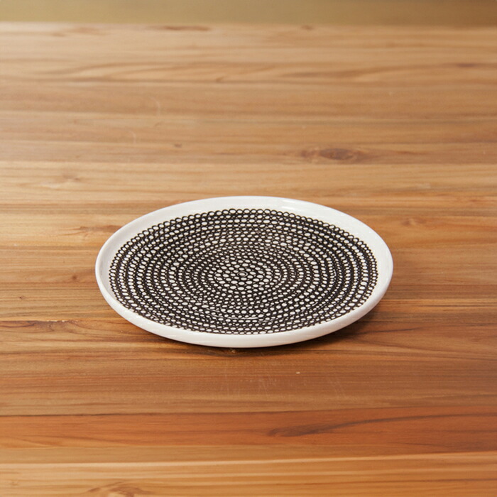 マリメッコ　プレート　20cm　シイルトラプータルハ　チャコールグレー　/　marimekko　Siirtolapuutarha