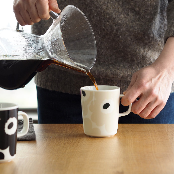 【取扱終了】マリメッコ　マグカップ　250ml　ウニッコ　ベージュ×ダークグリーン×ホワイト　/　marimekko　Unikko