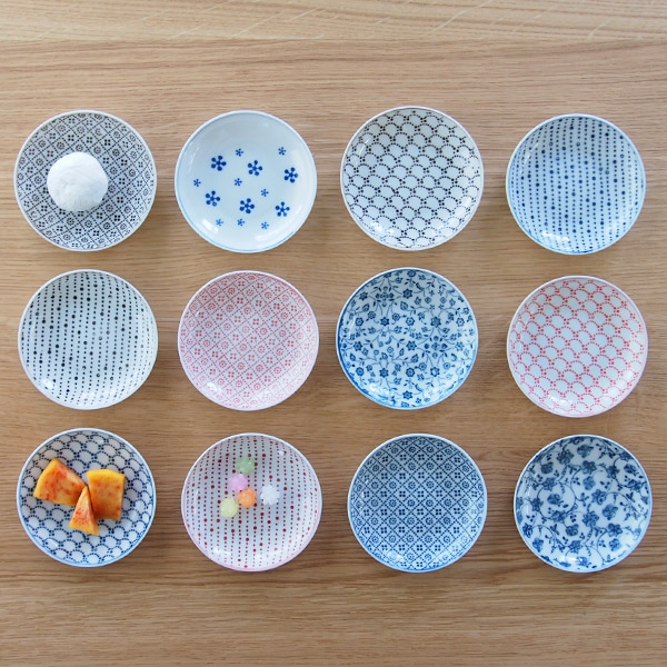 丸直製陶所　染付小皿　花格子　青