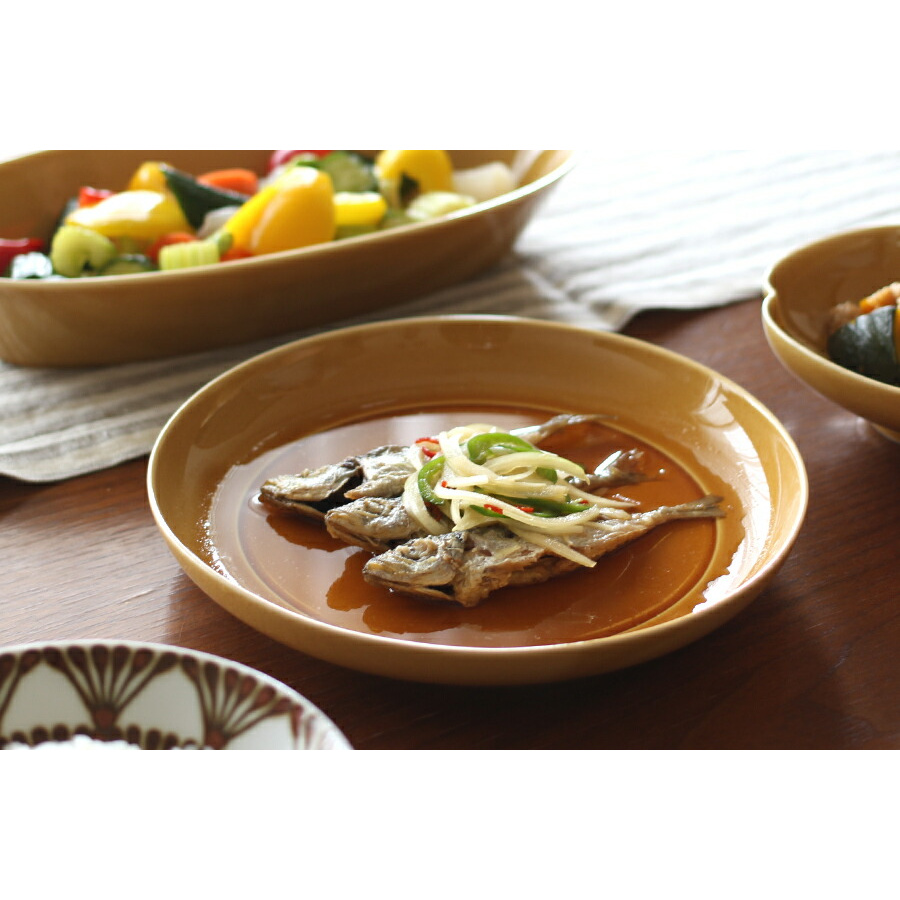 瑞々　まる皿7寸　うす飴