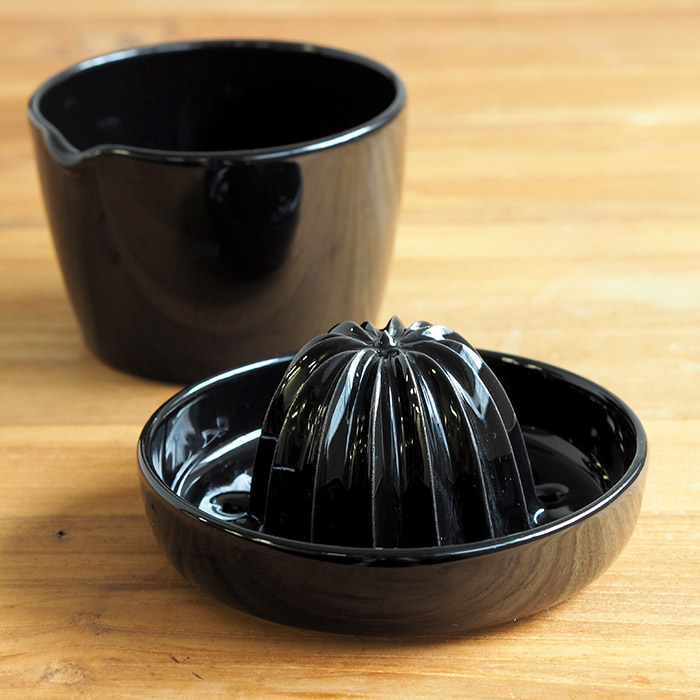 かもしか道具店　レモンのしぼり器　黒