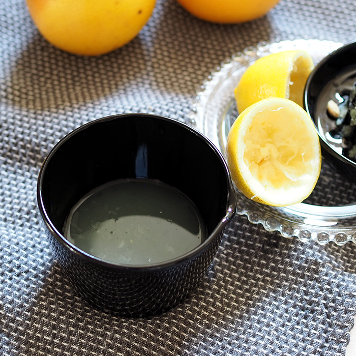 かもしか道具店　レモンのしぼり器　黒