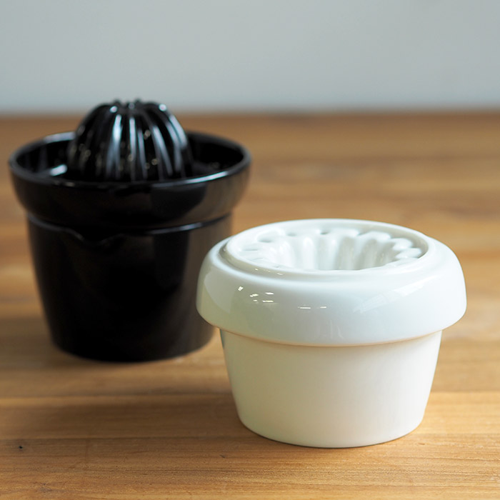 かもしか道具店　レモンのしぼり器　白