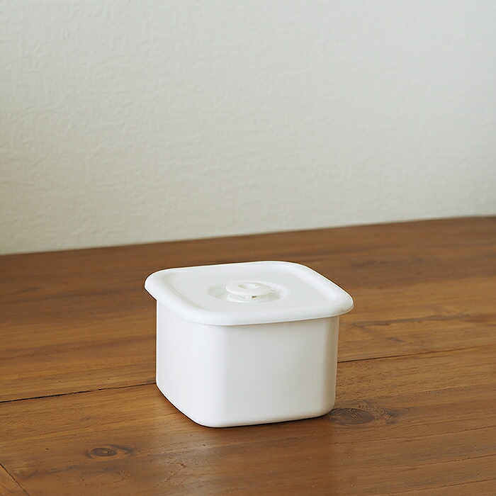 野田琺瑯　ホワイトシリーズ　スクウェア　密閉蓋付　M