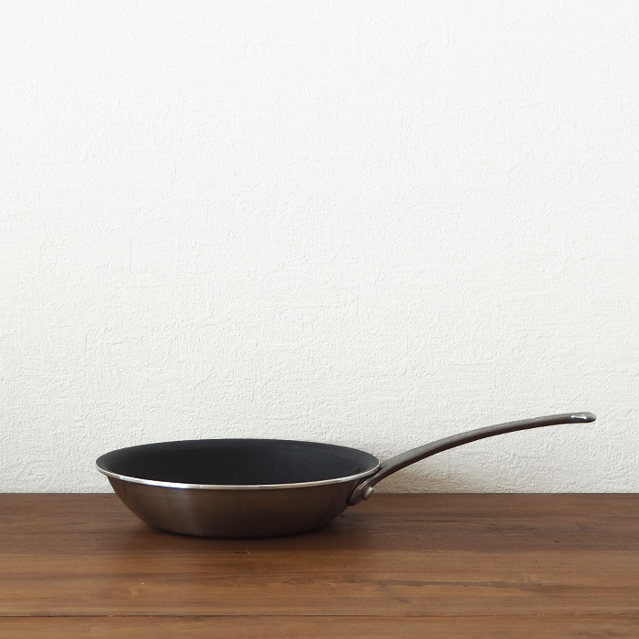 【4月より値上げ】中尾アルミ製作所　キングフロンフライパン浅型 18cm