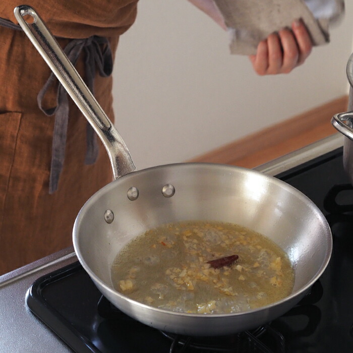 【4月より値上げ】中尾アルミ製作所　アルミフライパン　24cm