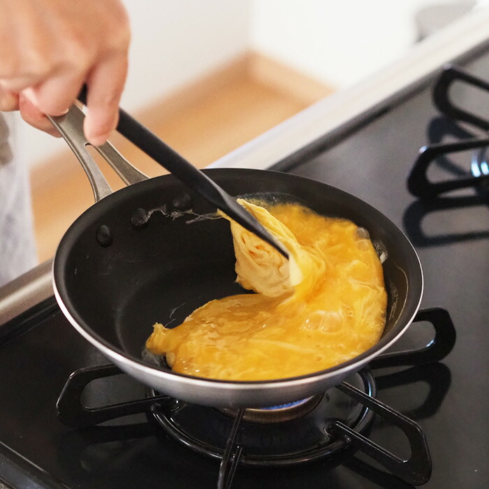 【4月より値上げ】中尾アルミ製作所　シルクフライパン　浅型（新ステンキャスト）　18cm