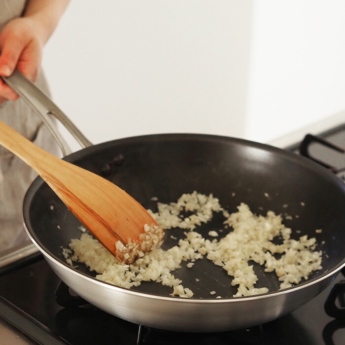 【4月より値上げ】中尾アルミ製作所　シルクフライパン　浅型（新ステンキャスト）　30cm