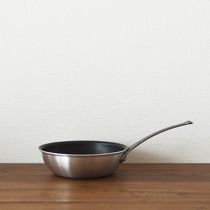 【4月より値上げ】中尾アルミ製作所　シルクフライパン　深型（新ステンキャスト）　18cm