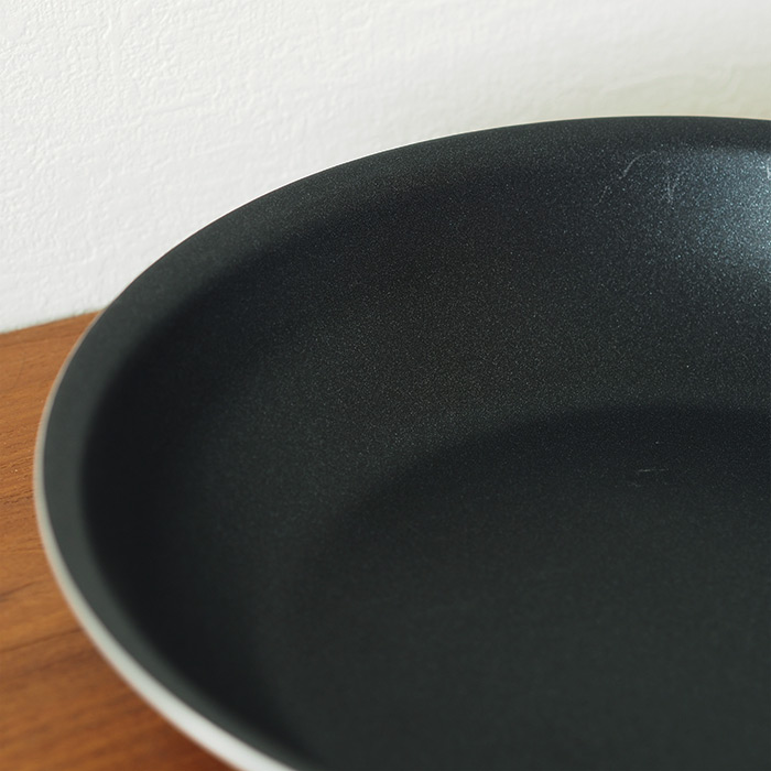 【4月より値上げ】中尾アルミ製作所　キングフロンフライパン浅型 24cm